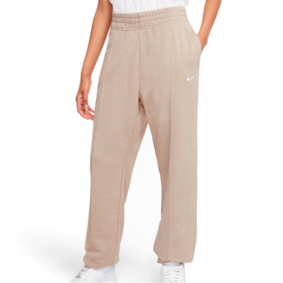 Nike Pants - Nike Tan Sweatpants Joggers